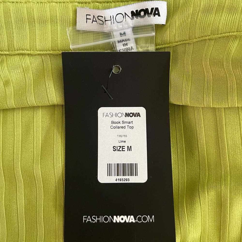 Collared Crop Top - Picture 2 of 4